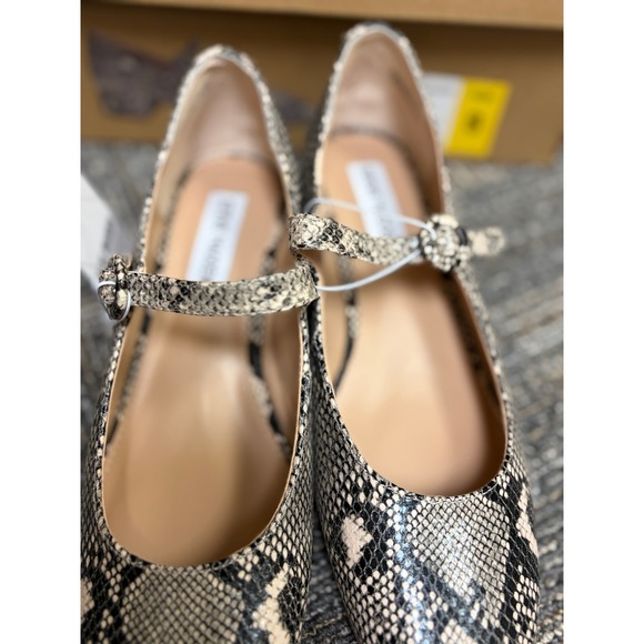 Steve Madden Shoes - Steve Madden Mary Jane Flats Snake Print Block Heel Buckle Strap Women Size 8